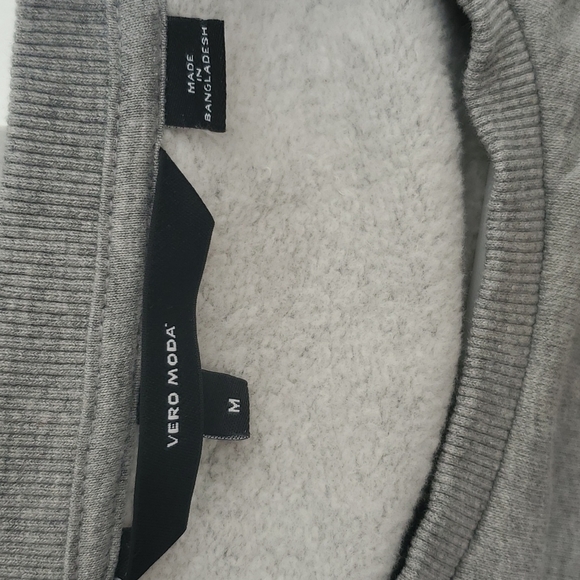 Vero Moda Xmas Dog Graphic Cotton Sweatshirt - Picture 6 of 8
